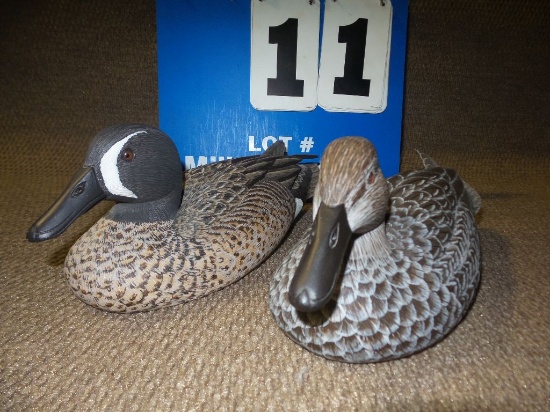 Blue Winged Teal Decoy Pair Carved By Robert Capriola 1983