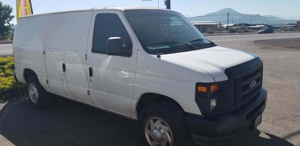 2011 FORD ECONOLINE VAN