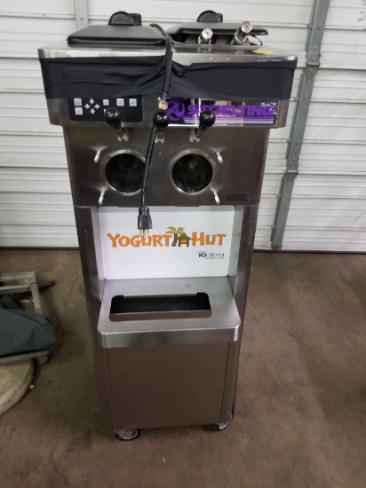 STOELTING Mod F231-3812 Soft Serve Machine