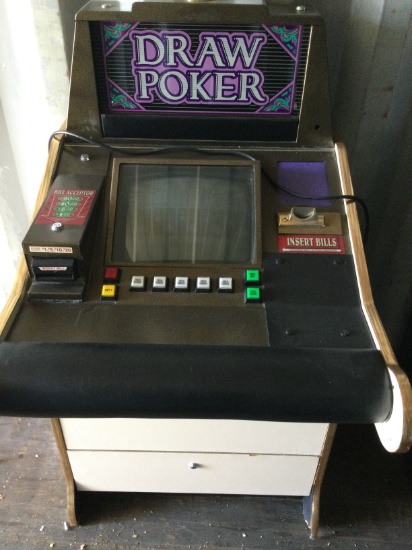 Draw poker machine