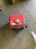800 W portable generator does not run but has compression