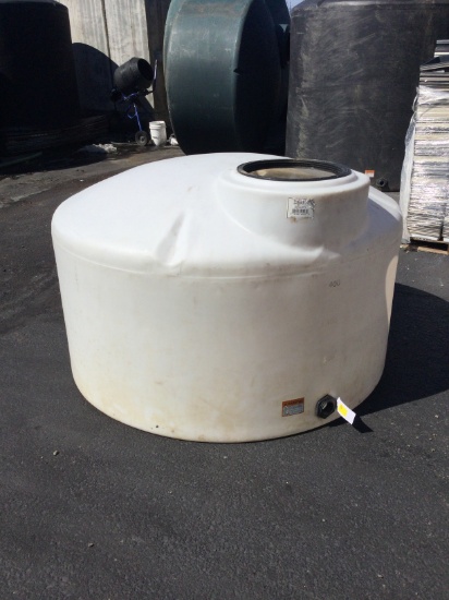 550 gallon water tank missing lid