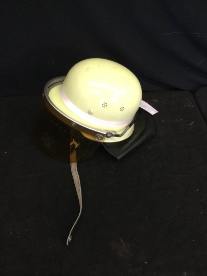 Fire helmet with face shield