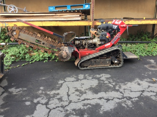 Barreto Trencher runs and works