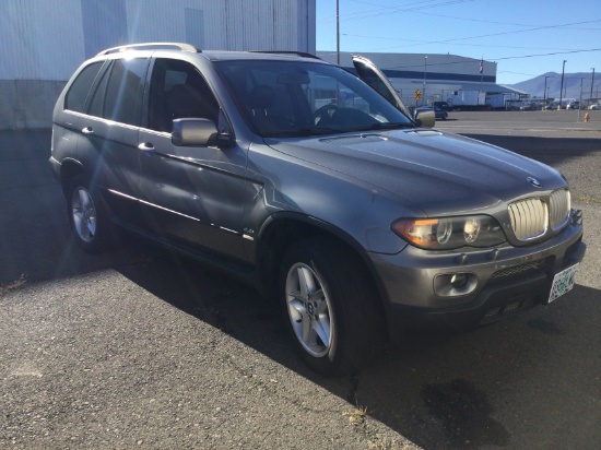 2004 BMW X5 4.4i 116,535 miles. Runs and drives great