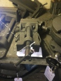 Adjustable angle vise