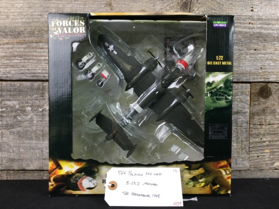 Forces of Valor 1/72 Scale Die Cast B-25J Mitchell, The Philippines 1945