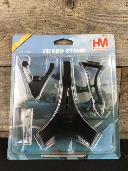 Hobby Master 1/32 Scale SBD Stand