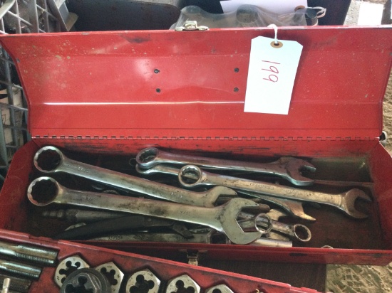 Small tool box and box wrenches