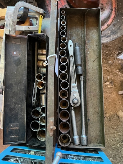 2 partial socket sets