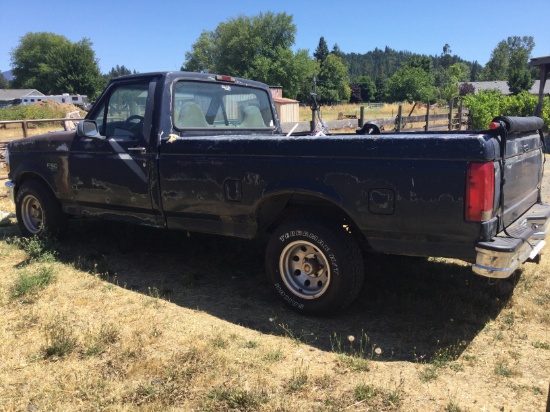 1995 Ford F-150, runs and drives