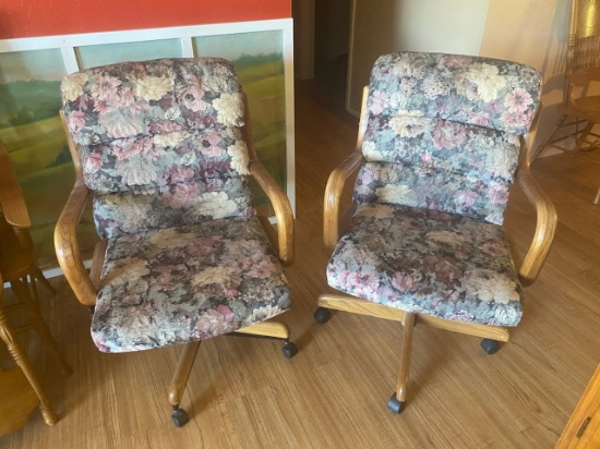 SET OF 2 CHAIRS