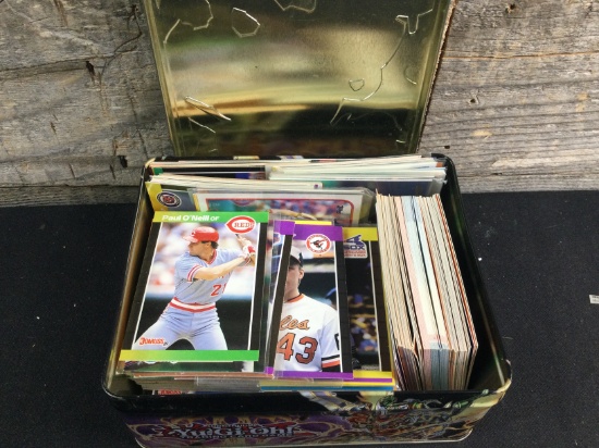 Small tin of baseball cards