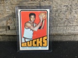 1972-73 Topps Oscar Robertson