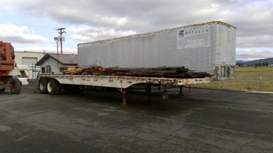 1983 Brown 53ft Flatbed Trailer sells with title