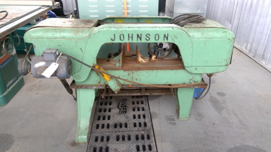 Johnson ModelJ 9'7½" Bandsaw