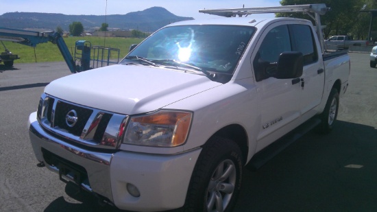 2010 Nissan Titan