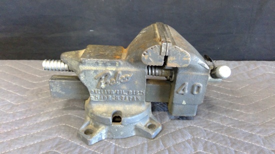 BabCo 40 Bench Vise