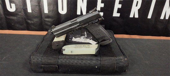 NEW Heckler & Koch USP Tactical .40s&w