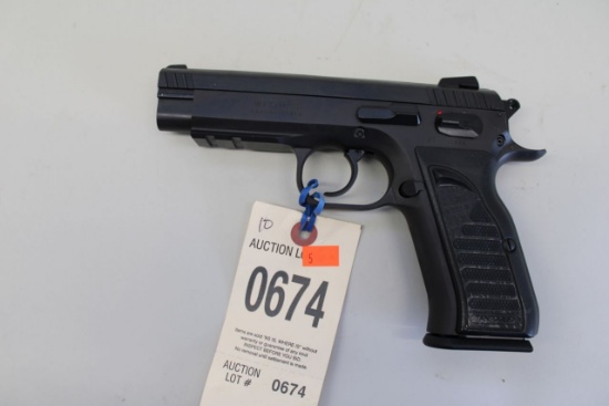 Tangfoglio Witness Ea45 22b Semi Auto Pistol