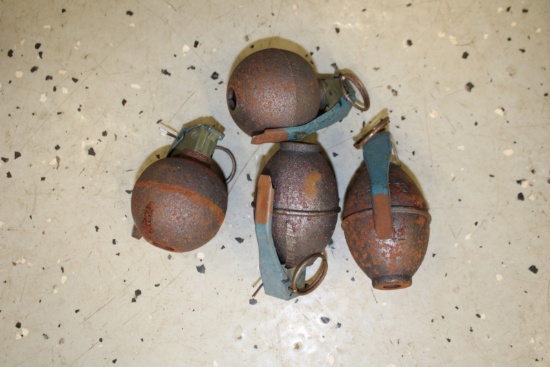 4 Us Practice Or Dummy Hand Grenades