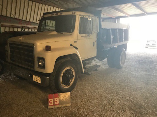 1979 INTERNATIONAL DUMP TRUCK