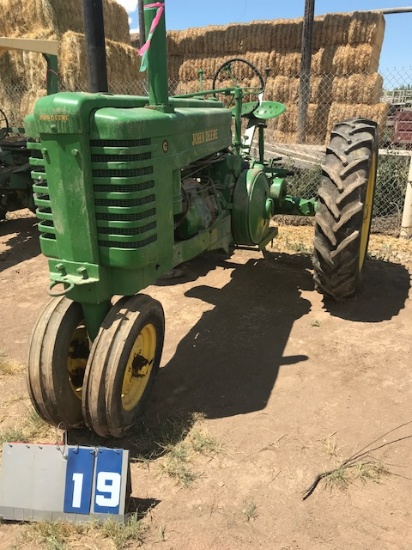 JOHN DEERE G, 23569, 1947, OLDER RESTORATION, HASN'T RUN SINCE 2012