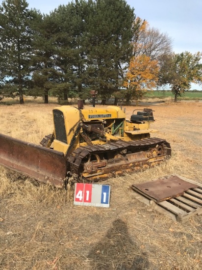 JOHN DEERE 1010 CA CRAWLER, 49446, DOESN'T RUN