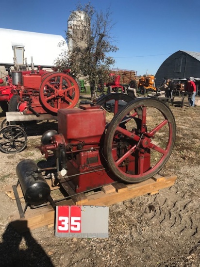 INTERNATIONAL HARVESTOR FAMOUS, 6 HP ENGINE