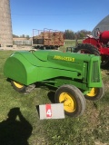 JOHN DEERE AOS STREAMLINE, FULL ORCHARD TINE, #1800, 1ST BUILT IN 1940, RESTORED, RUNS