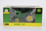 1/16 Spec Cast 1942 John Deere Model LA with Chains & Snow Blade