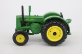 1/16 Ertl John Deere Model D - John Deere Company 100 Years Minneapolis