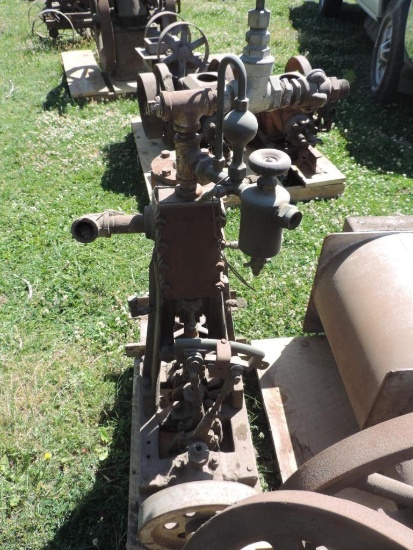 Stationary Upright Steam Engine