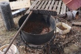 Lard Cast Iron Pot With Stand and Stirring Stick