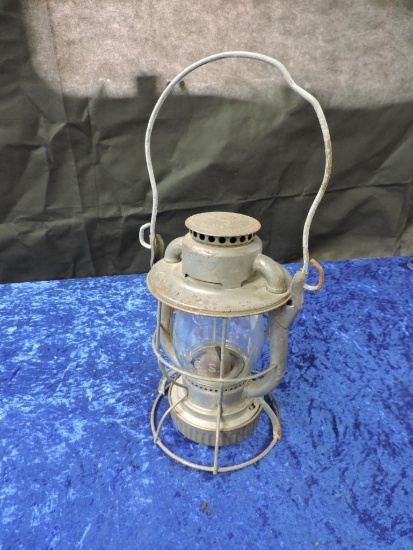 Dietz Vesta Antique Lantern