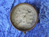 Cayce Milly Supply gauge