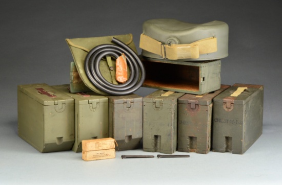 1917 ACCESSORY LOT.