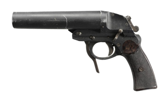 WWII GERMAN LUFTWAFFE DOUBLE BARREL FLARE PISTOL.