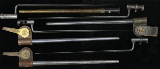 GROUP OF 7 U.S. INDIAN WAR PERIOD SOCKET BAYONETS.