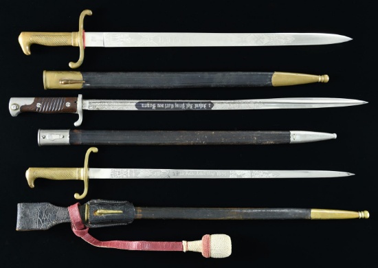 LOT OF 3 GERMAN WWI DRESS BAYONETS.