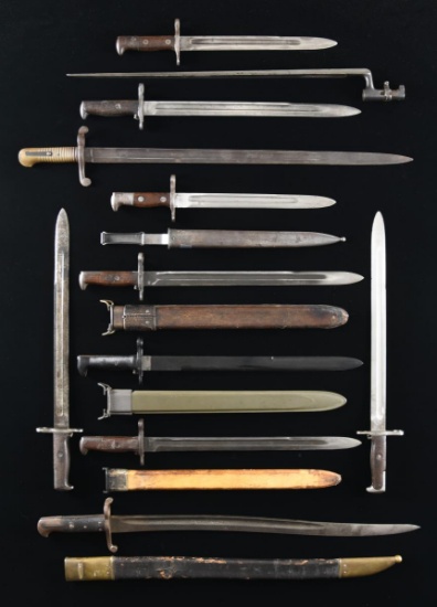 INTERESTING AND VARIED COLLECTION OF VINTAGE AND