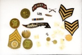 GROUP OF US MILITARY MEDALS, INSIGNIA, BUTTONS,