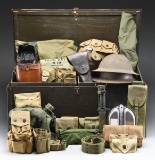 US FOOTLOCKER WITH MISC. FIELD GEAR.