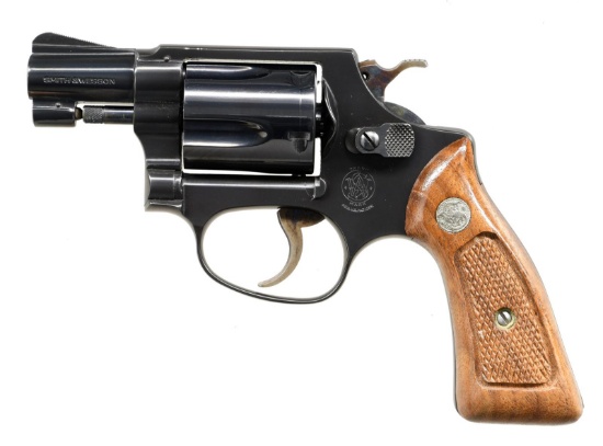 SMITH & WESSON MODEL 36 CHIEFS SPECIAL REVOLVER.