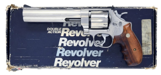 SMITH & WESSON MODEL 610 DA REVOLVER.