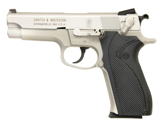 SMITH & WESSON MODEL 5903 PISTOL.