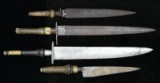 4 PLUG BAYONETS.
