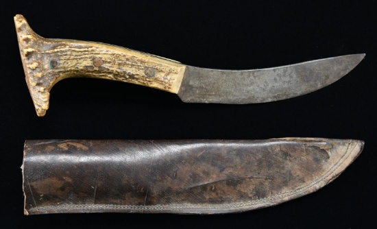 INTERESTING & UNIQUE HUNTING & SKINNING KNIFE.