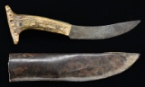 INTERESTING & UNIQUE HUNTING & SKINNING KNIFE.