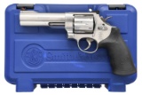 SMITH & WESSON 629-6 CLASSIC DA REVOLVER.